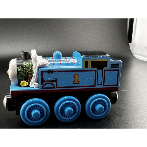 Thomas Comes To Breakfast Train Wooden Railway Vtg 2003 Learning Curve Engine - Picture 2 of 14